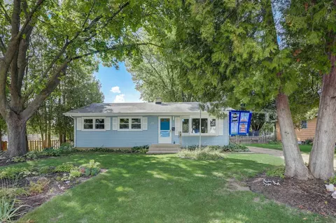 5810 Milwaukee St, Mcfarland, WI 53558