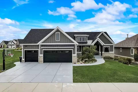 829 Walter Run, Waunakee, WI 53597