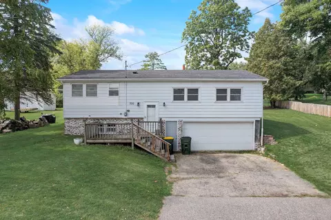 330 River St, Merrimac, WI 53561