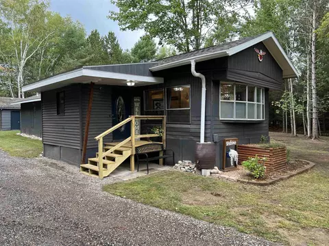 3571 Lake Thompson Rd, Rhinelander, WI 54501