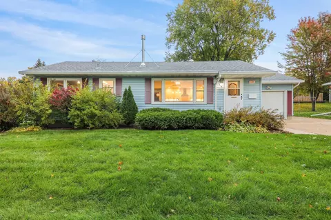 5104 Spaanem Ave, Madison, WI 53716