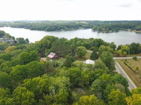L59 E Redstone Drive, La Valle, WI 53941
