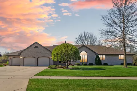 4036 Park View Dr, Janesville, WI 53546