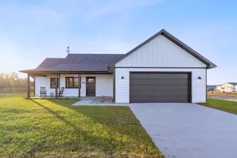 701 Eisenhower St, Baraboo, WI 53913