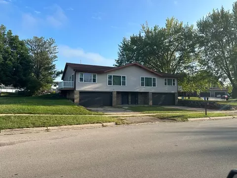 405 Knightsbridge Rd, Waunakee, WI 53597