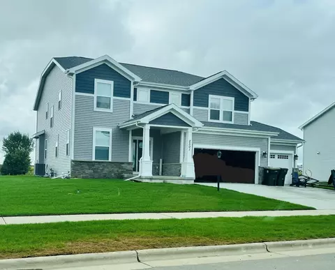 2501 Dogwood Ln, Sun Prairie, WI 53590