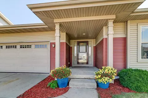 245 E Hill Pkwy, Madison, WI 53718