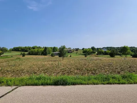 Lot 40 Swan Lake Summit Estates Lane, Pardeeville, WI 53954