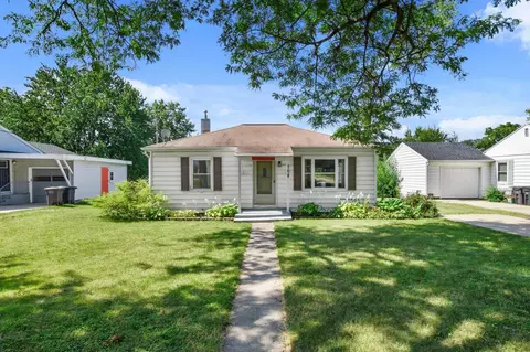 708 Berry St, Stoughton, WI 53589