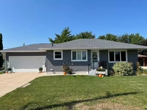 322 Beaver Dam St, Waupun, WI 53963