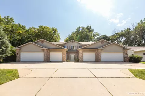 1335 Carpenter St #1335, Madison, WI 53704