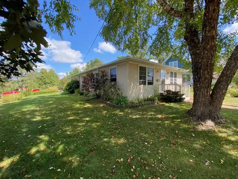 506 E North St, Darlington, WI 53530