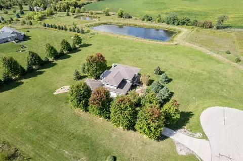 n7077 Fabisch Road, Beaver Dam, WI 53916