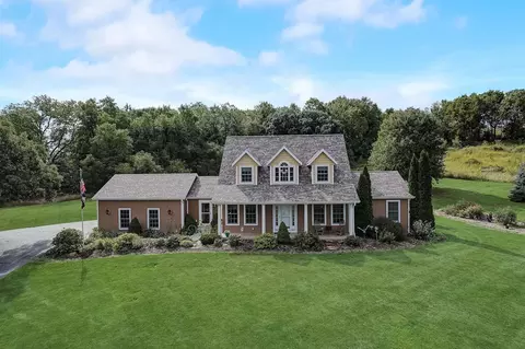 w5285 Hefty Road, Monticello, WI 53570
