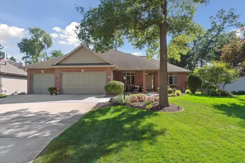 4218 Capella Dr, Janesville, WI 53546