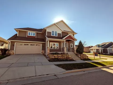 5037 St Annes Dr, Middleton, WI 53597