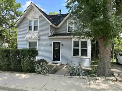 201 Water St, Lodi, WI 53555