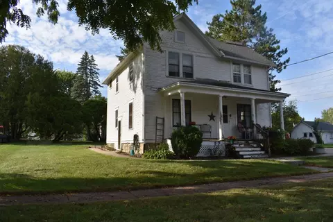 630 S Main St, Columbus, WI 53925