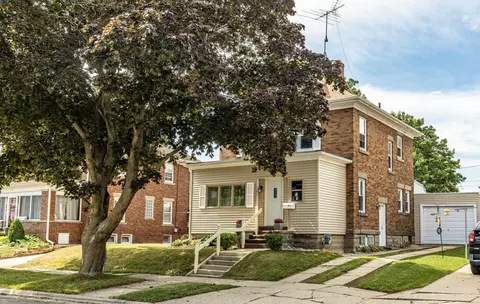 1011 22nd Ave, Monroe, WI 53566