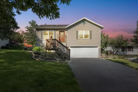 344 Shenandoah Way, Mount Horeb, WI 53572