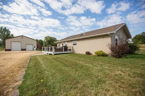 18 Badger Hollow Rd, Montfort, WI 53569