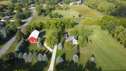 1809 Lake Kegonsa Rd, Stoughton, WI 53589