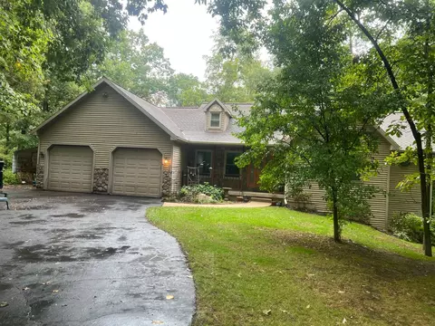 355 Maple Heights Rd, Marshall, WI 53559