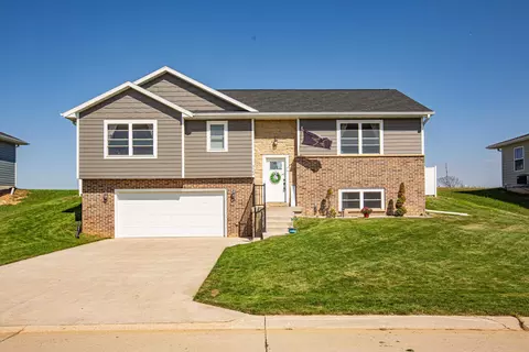 3422 Amandas Way, Cuba City, WI 53807