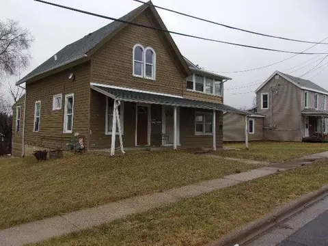 730 Fremont St, Platteville, WI 53818