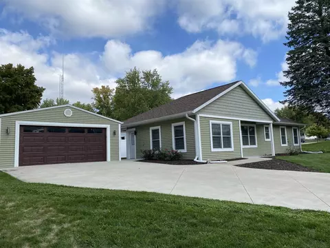 551 Elm St, Jefferson, WI 53549