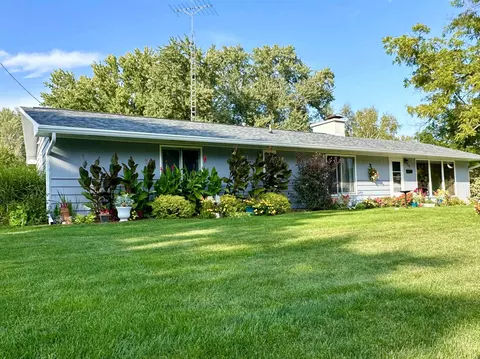 409 W Milwaukee St, Mauston, WI 53948