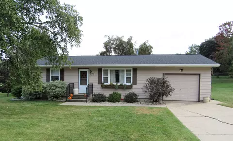 1175 Maple St, Plain, WI 53577