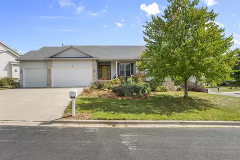 309 Sherbrooke Dr, Sun Prairie, WI 53590