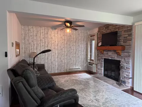 11 Elm Trl, Wisconsin Dells, WI 53965