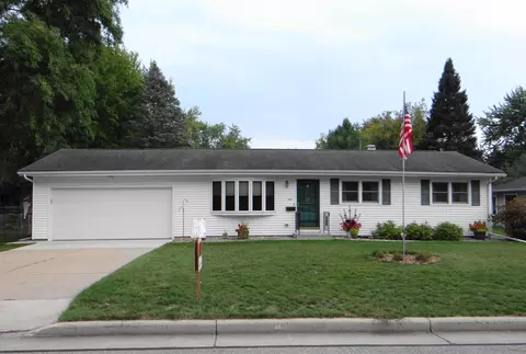 408 Edward St, Verona, WI 53593
