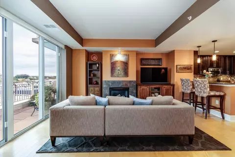 333 W Mifflin St #1258, Madison, WI 53703