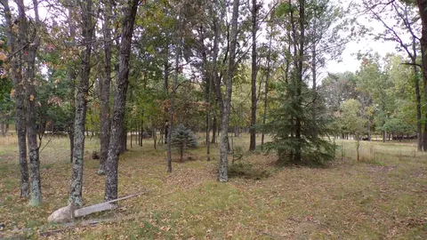 1000-1001 Moor Ct, Nekoosa, WI 54457
