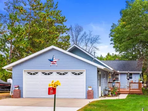 366 Milford Ct, Nekoosa, WI 54457