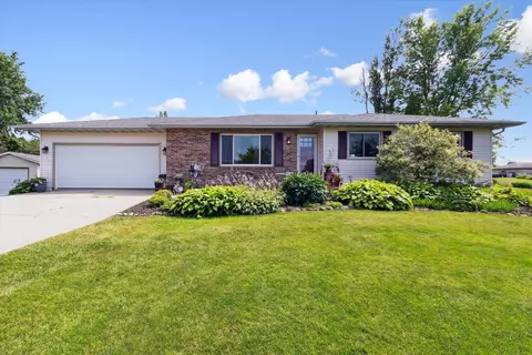 12925 W Woodworth Dr, Evansville, WI 53536