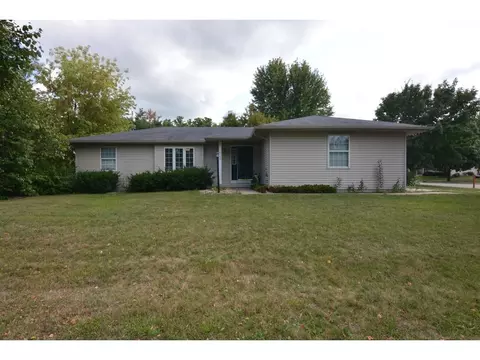 429 Meadowview Ln, Marshall, WI 53559