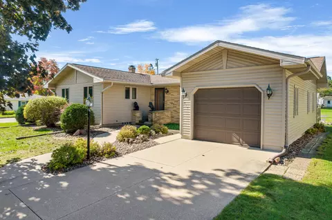 817 East Ave, Tomah, WI 54660