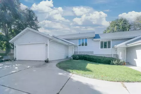 1118 N Gammon Rd, Madison, WI 53717