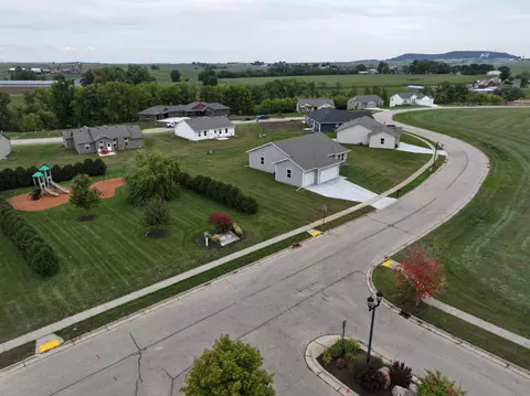 1650 Cornerstone Cir, Platteville, WI 53818