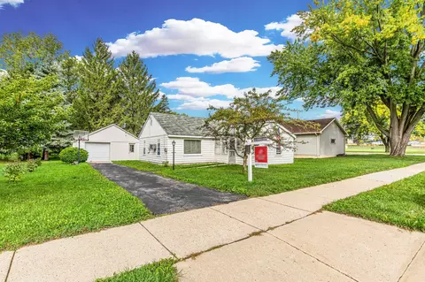 220 Lincoln Ave, Stoughton, WI 53589