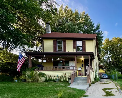 416 Wilson St, Sun Prairie, WI 53590
