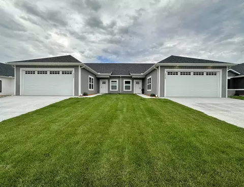 3905 Tanglewood Pl, Janesville, WI 53546