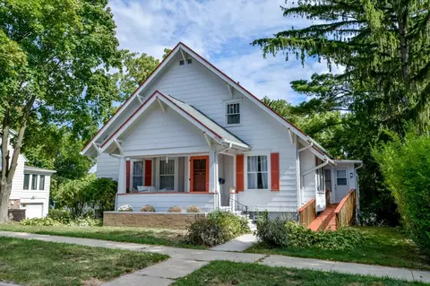 1406 Ash St, Baraboo, WI 53913