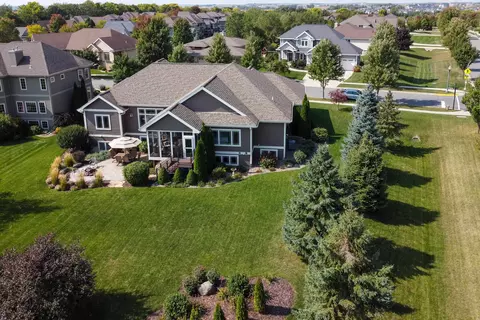 1427 Cottontail Dr, Waunakee, WI 53597