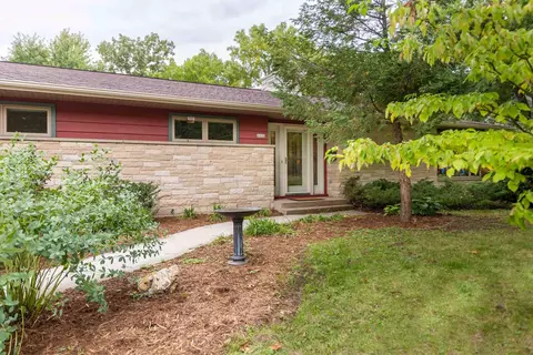 6630 Maywood Ave, Middleton, WI 53562