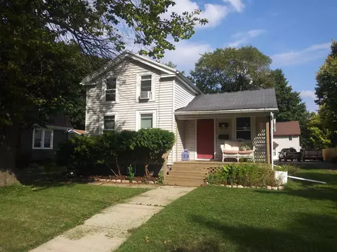 311-313 S Fremont St, Janesville, WI 53545
